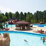 ホリデーパーク Centro Vacanze Azzurro 3*