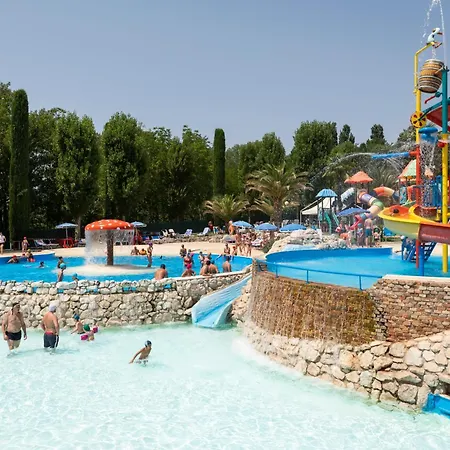Centro Vacanze Azzurro Vakantiepark 3*