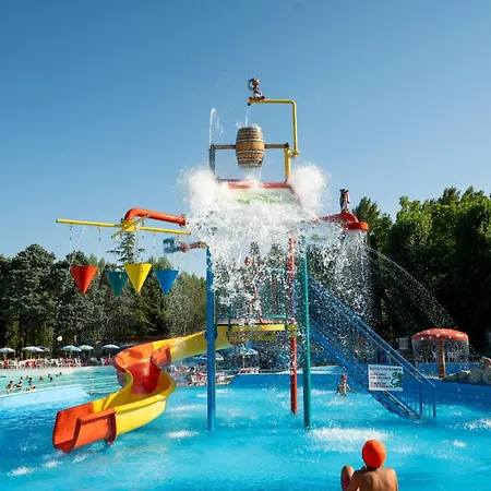 Centro Vacanze Azzurro Vakantiepark Cingoli