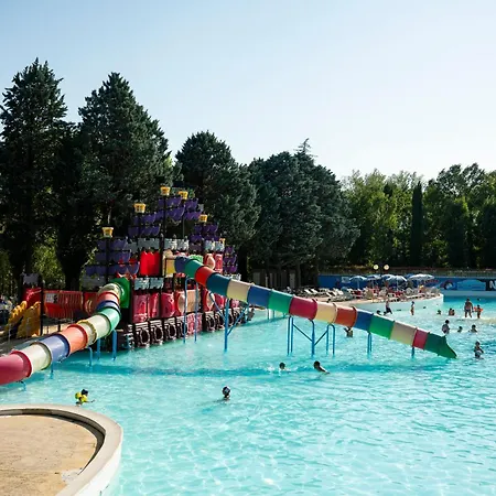 Vakantiepark Centro Vacanze Azzurro Cingoli