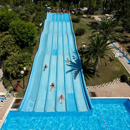 Centro Vacanze Azzurro Cingoli