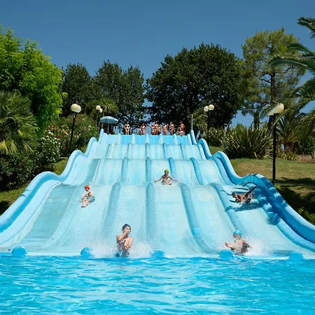 Centro Vacanze Azzurro 3* Cingoli