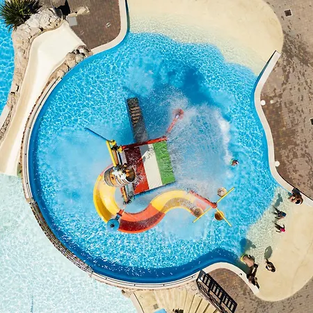 Centro Vacanze Azzurro 3* Cingoli