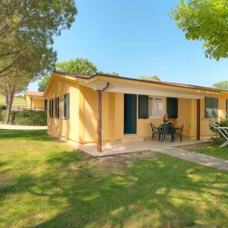 Centro Vacanze Azzurro Üdülőpark Cingoli