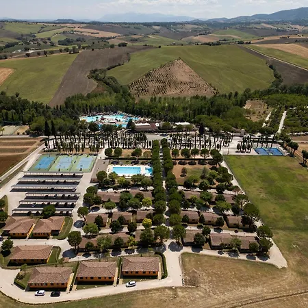 Centro Vacanze Azzurro Vakantiepark Cingoli