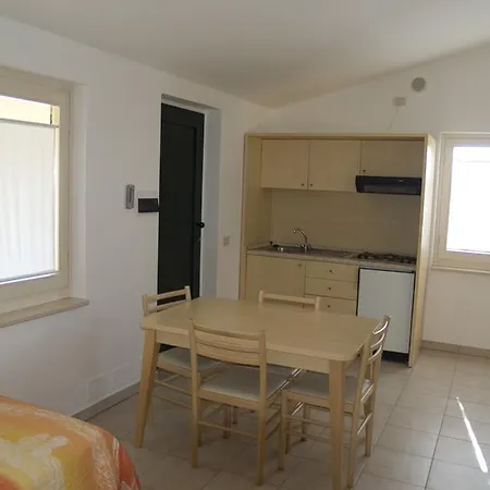 Centro Vacanze Azzurro 3* Cingoli