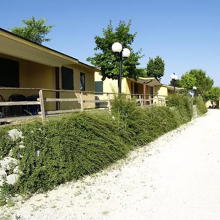 Üdülőpark Centro Vacanze Azzurro 3*
