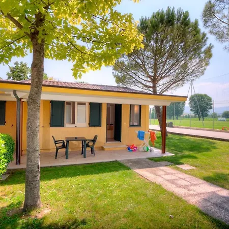 Centro Vacanze Azzurro 3*