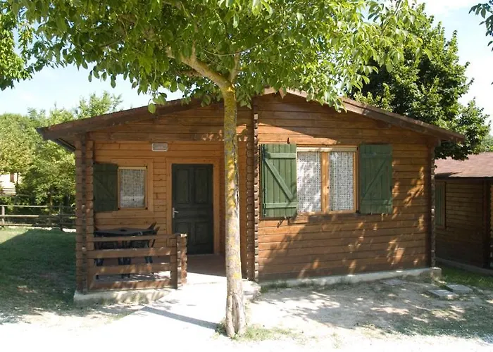 Centro Vacanze Azzurro 3*