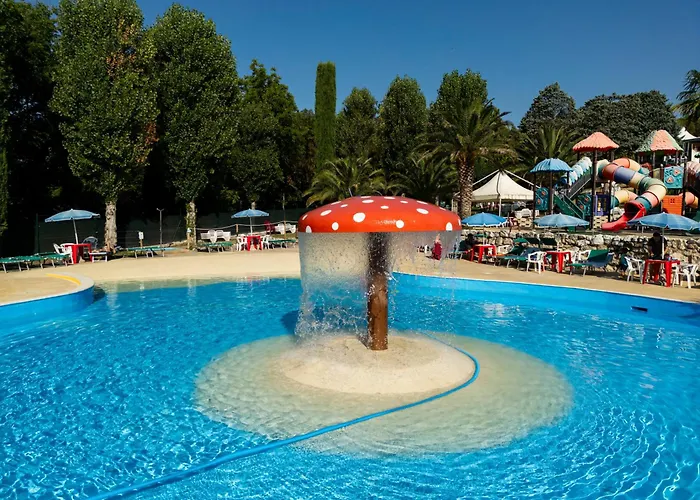 Centro Vacanze Azzurro 3*