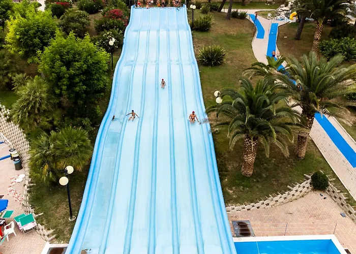 Centro Vacanze Azzurro Cingoli