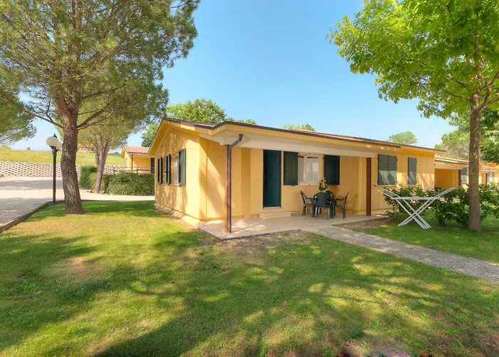 Centro Vacanze Azzurro 3*