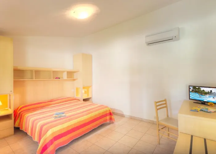 Parco vacanze Centro Vacanze Azzurro 3*