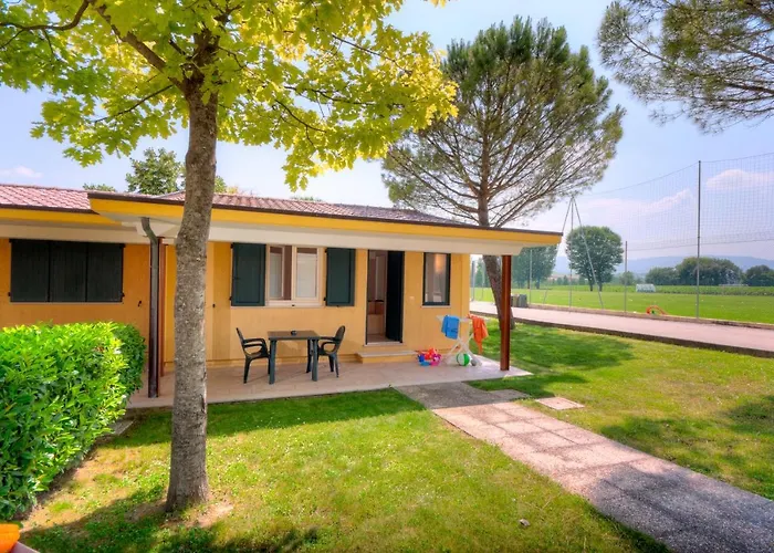 Centro Vacanze Azzurro 3*